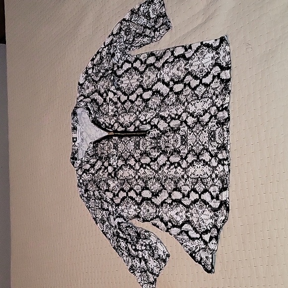 Nwot Calvin Klien Snake Print Soft Strecty Zipper Front Faux Pockets Size Large - Picture 5 of 8